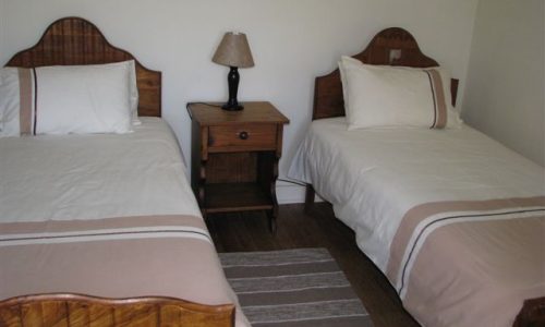 Die Plaashuis Slaapkamer2