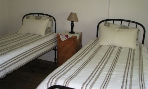 Die Plaashuis Slaapkamer3